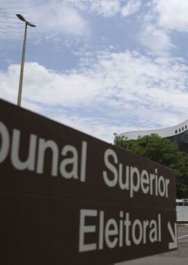 PL lidera repasse bilionário do fundo eleitoral definido pelo TSE