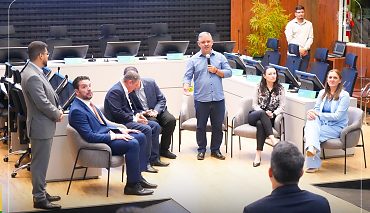 Câmara de Nova Mutum reúne especialistas, estudantes e profissionais em debate sobre Direito Eleitoral