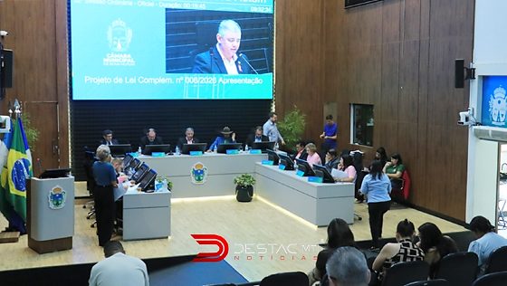 Câmara realiza 32ª Sessão Ordinária com projetos e indicações parlamentares