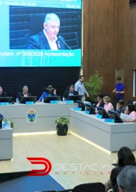 Câmara realiza 32ª Sessão Ordinária com projetos e indicações parlamentares