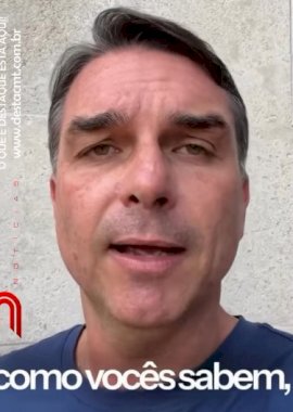 URGENTE: Flávio Bolsonaro diz que Polícia Federal pediu seu passaporte após visita ao pai;veja vídeo