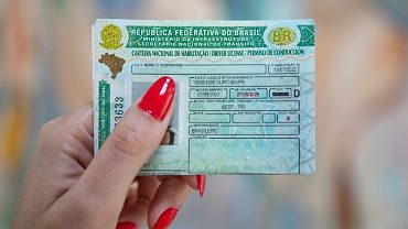 Golpe da CNH Social: criminosos enviam link falso para roubar dados